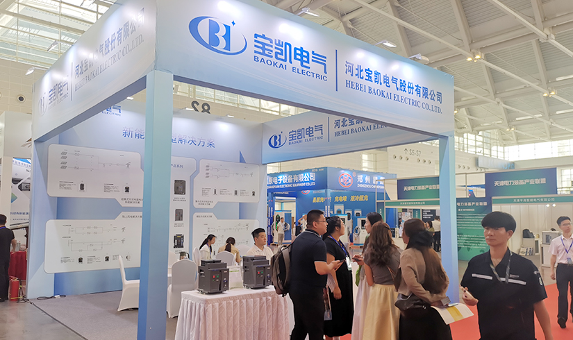 暴击行业天花板！jinnianhui今年会电气硬核技术亮相天津清洁能源展，引央视记者及能源产业巨头现场“挖宝”